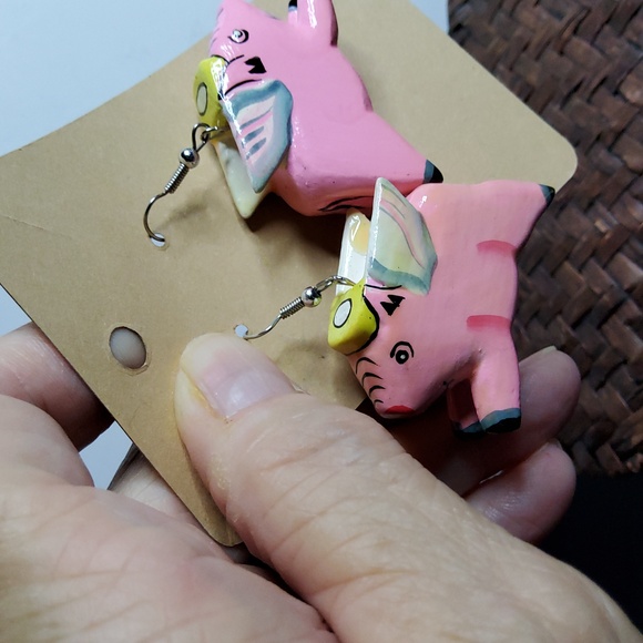 Pink Flying Pig Earrings for Kids Of all ages - Picture 6 of 6